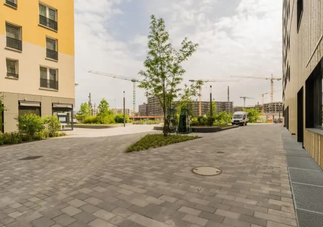 studio in Moabit image