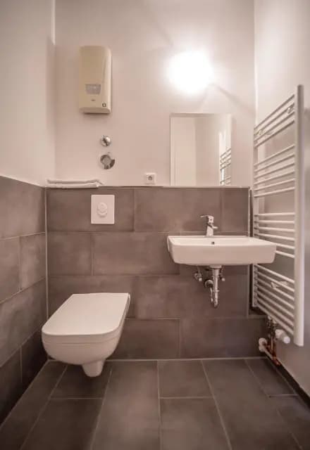Inviting studio near the Julius-Leber-Brücke train station