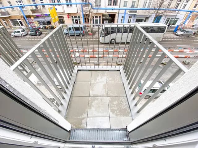 studio in Friedrichshain image 2