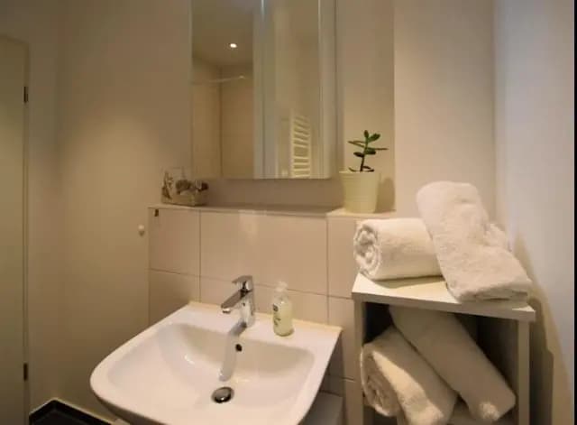 Lovely studio in a student residence, not far from Frankfurt main train station
