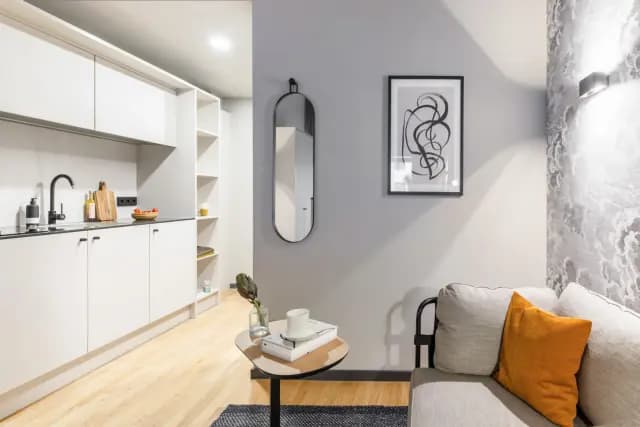 Alluring studio in a residence, in Flughafen