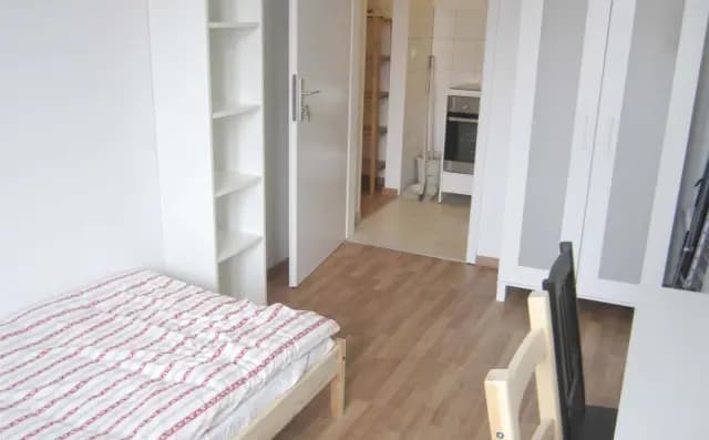 Zimmer in der Adolfstrasse