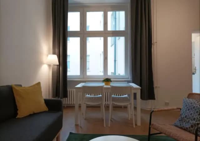 Spacious studio near Viktoriapark
