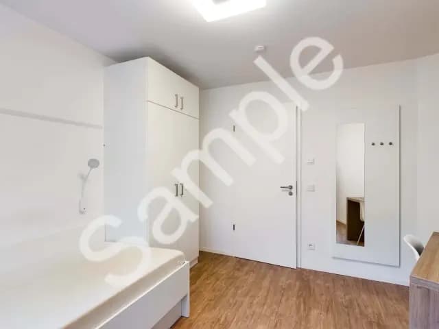 STUDENTS ONLY - Fully furnished private room in a 2 people shared apartment