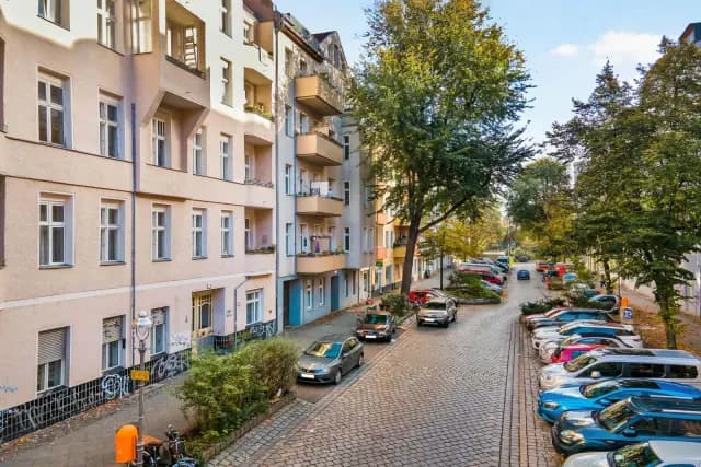 Zimmer in der Malplaquetstr.