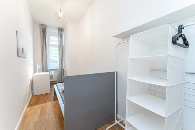 Room 1
