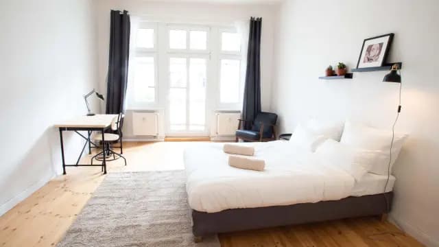 Zeitzer Str. 5DE-01-082-001H