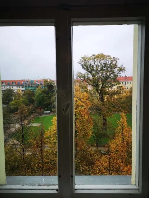 Private Room in 4 Room shared flat in Friedrichschain