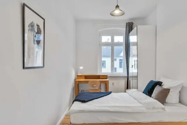 Richard-Sorge-Strasse 25DE-01-061-004H