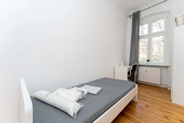 BOXHAGENER STR. 75 -  VH 3. OG links (Pyur) - 0906
