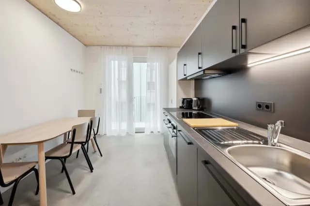 Zimmer in der Sickingenstrasse -