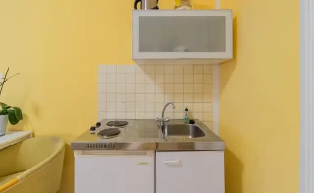 Nice studio in well-connected and hip Prenzlauer Berg