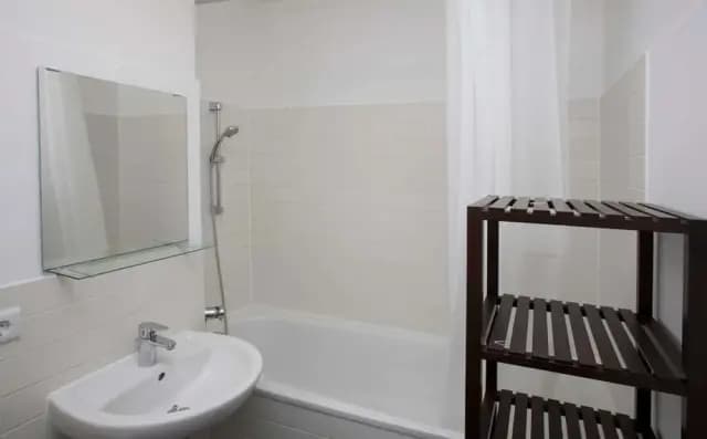 Zimmer in der Charlottenstrasse B