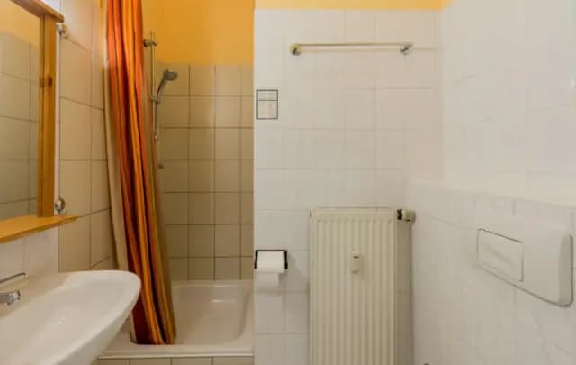 Colourful studio in Prenzlauer Berg