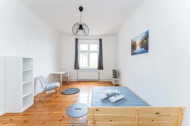 HERMANNSTR. 233 -  VH 4. OG links (Gigacube) - 1004