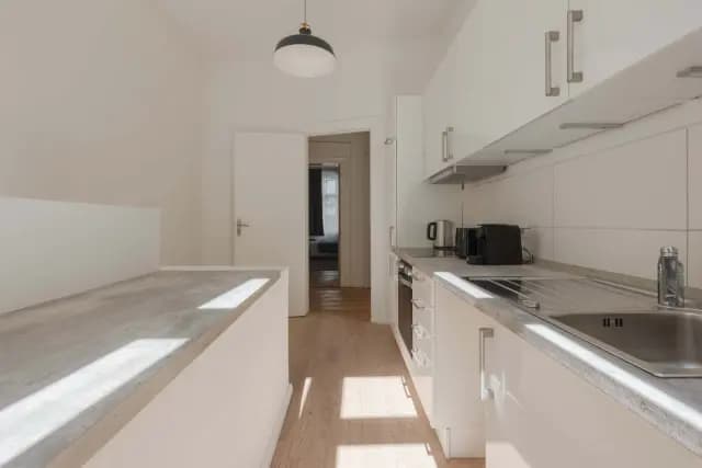 Zimmer in der Flughafenstrasse