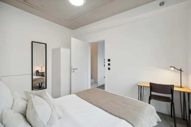 Hermannstrasse 14DE-01-264-003H