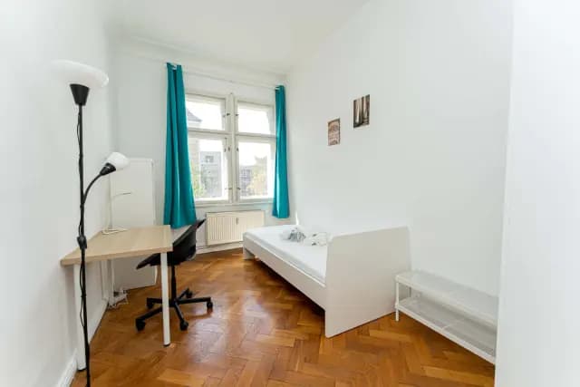 Gabriel-Max-Str.2 ,10245 Berlin