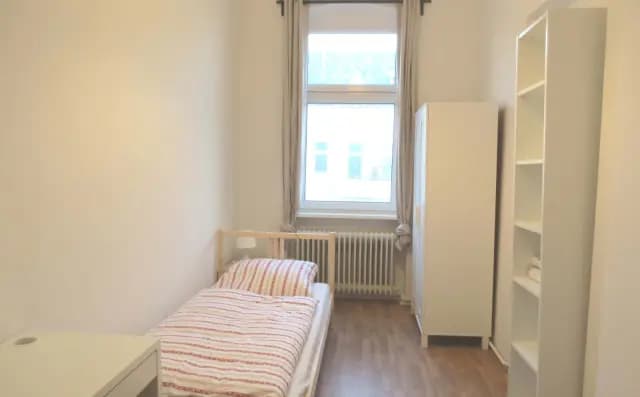 Zimmer in der Karl Marx Strasse