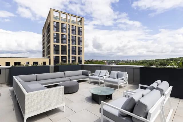 Outdoor Features