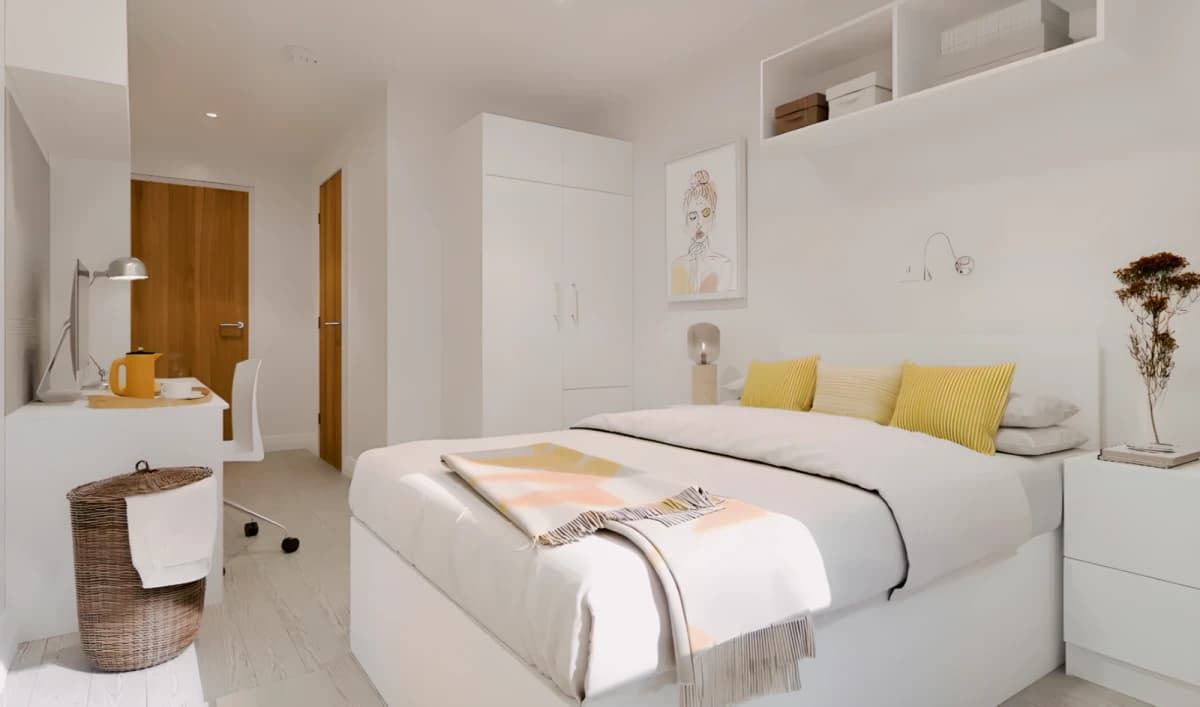 7 Bed Premium En-suite