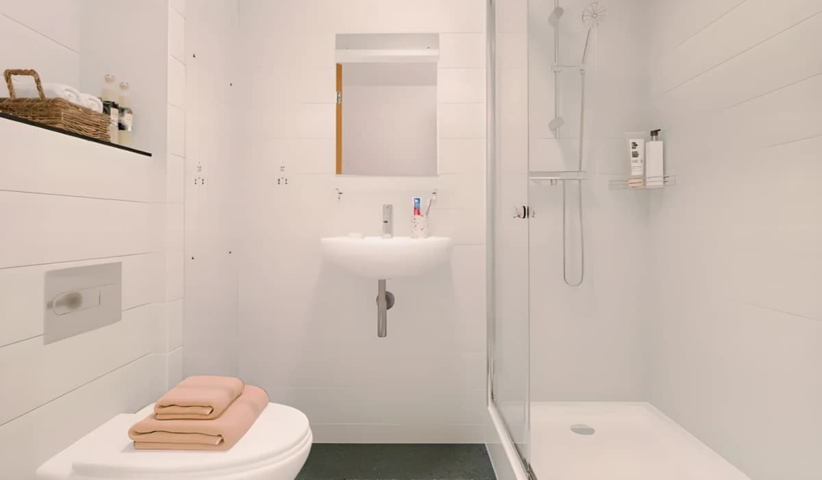 7 Bed Premium En-suite