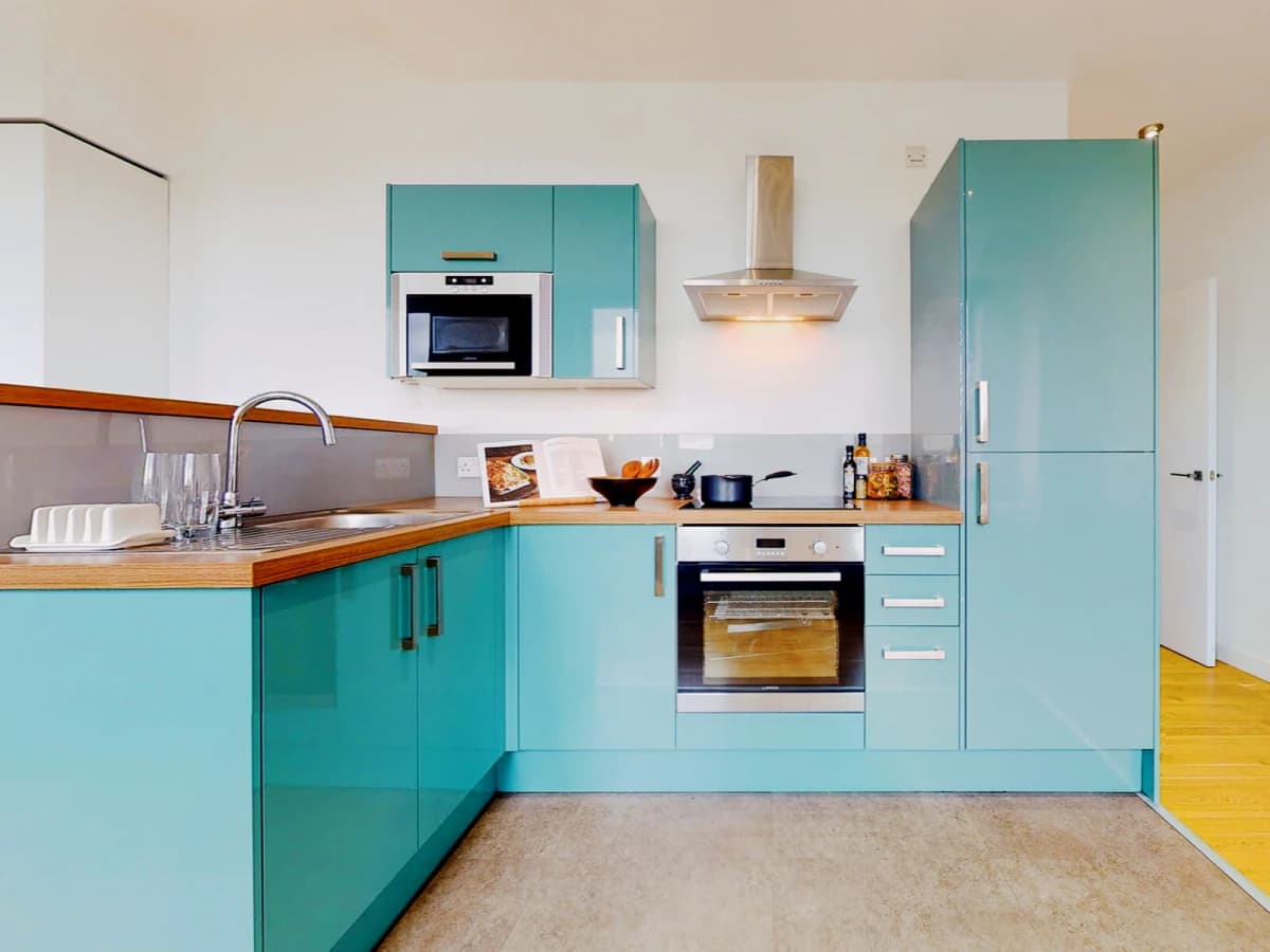Q One Residence image