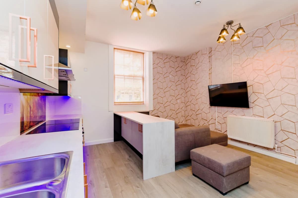 8 LEAZES TERRACE image