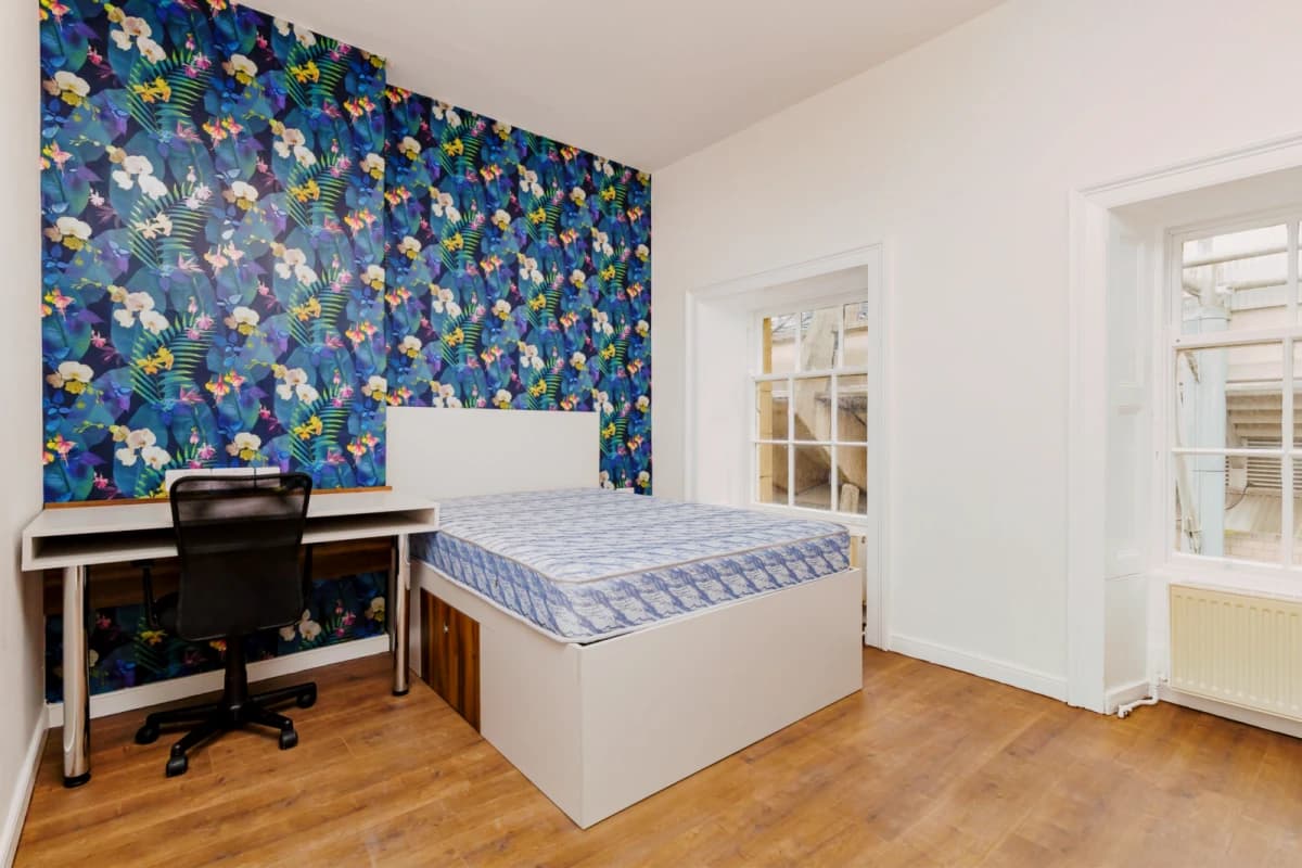 10 Leazes Terrace image