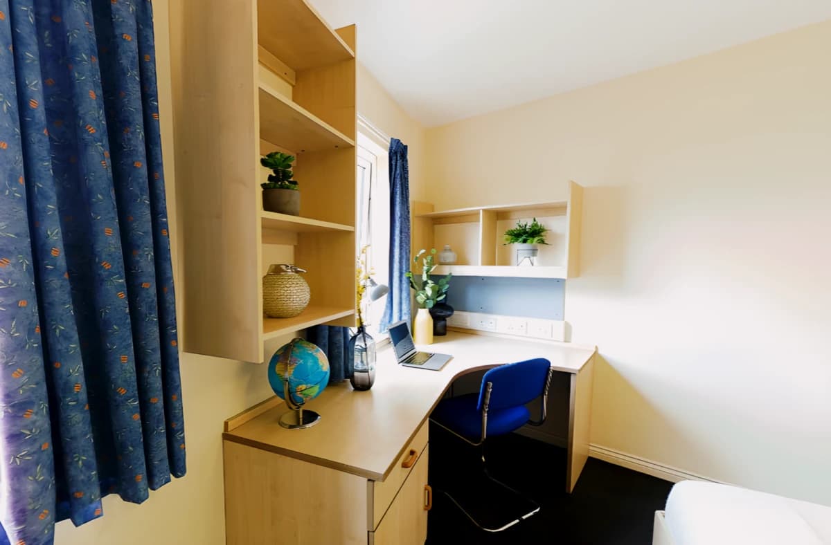 Platinum Ensuite