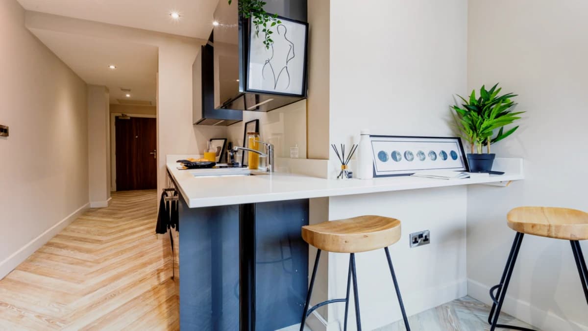 Dwell 121 Princess Street image