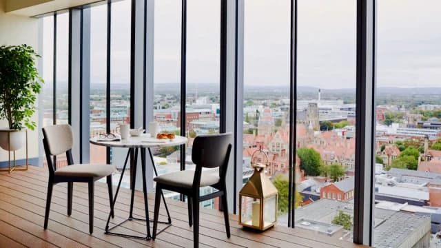 Hyatt House Manchester image 2