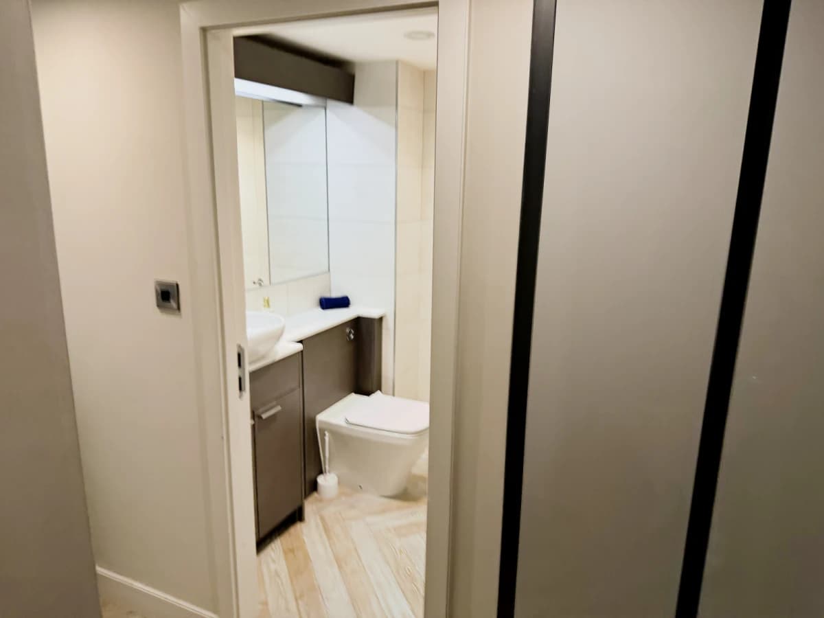 Dwell 121 Princess Street image