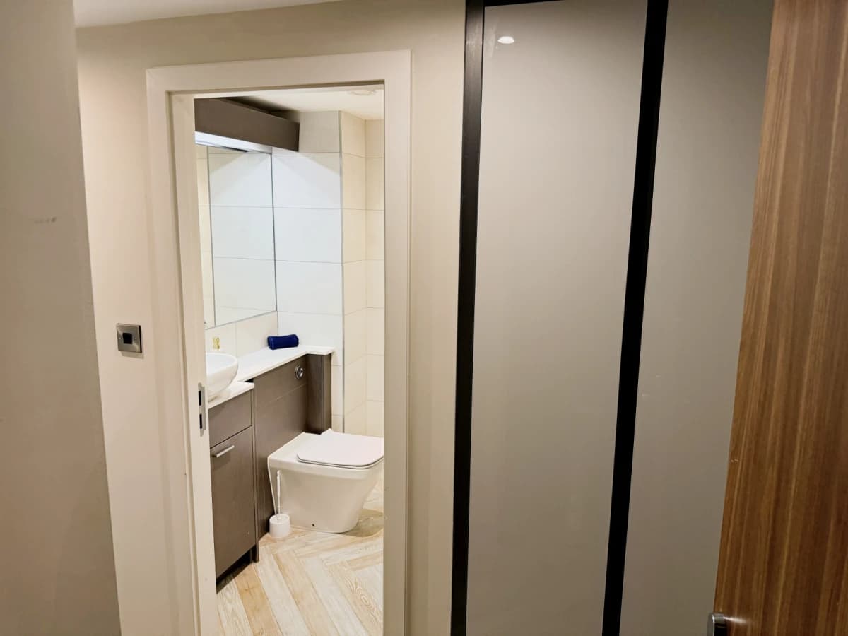 Dwell 121 Princess Street image