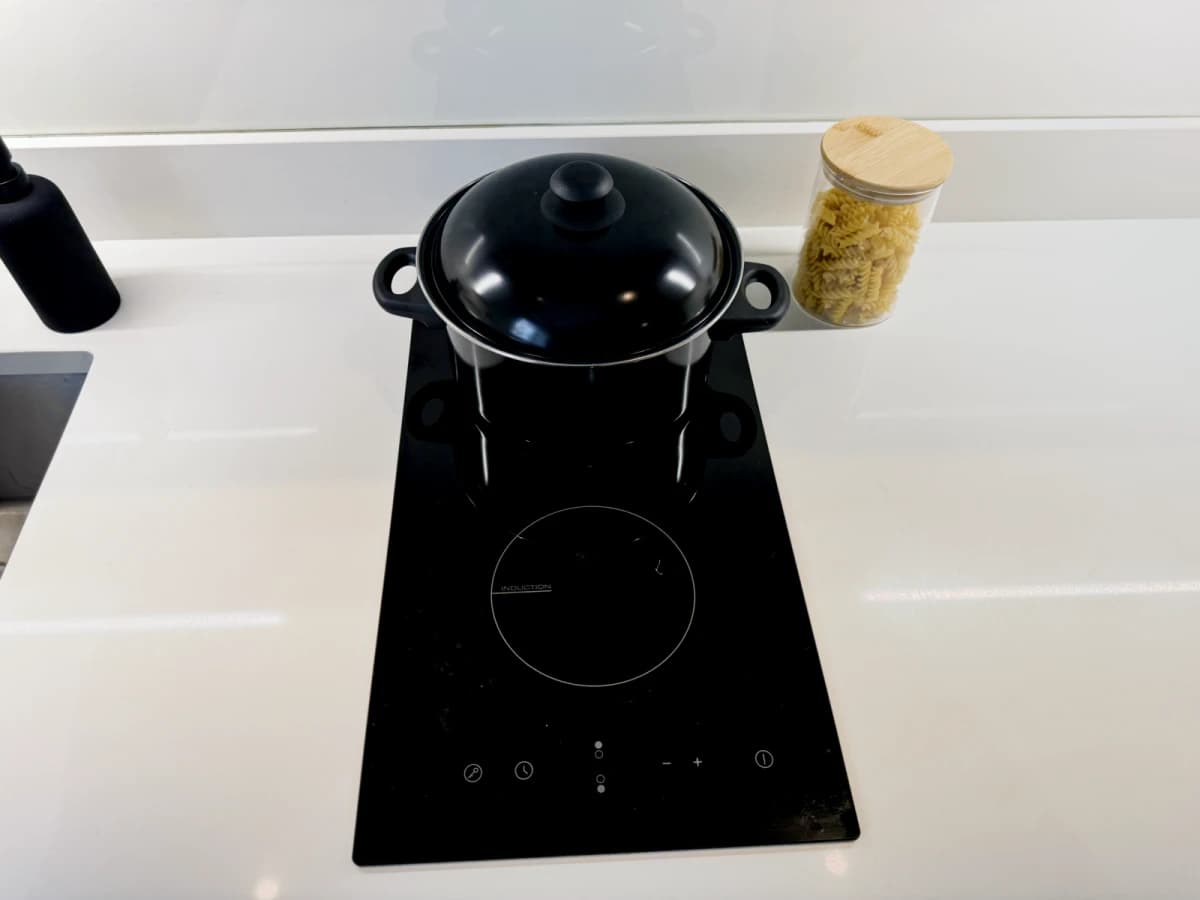 Dwell 121 Princess Street image