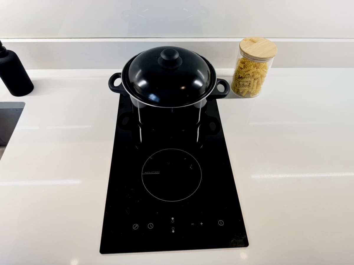 Dwell 121 Princess Street image