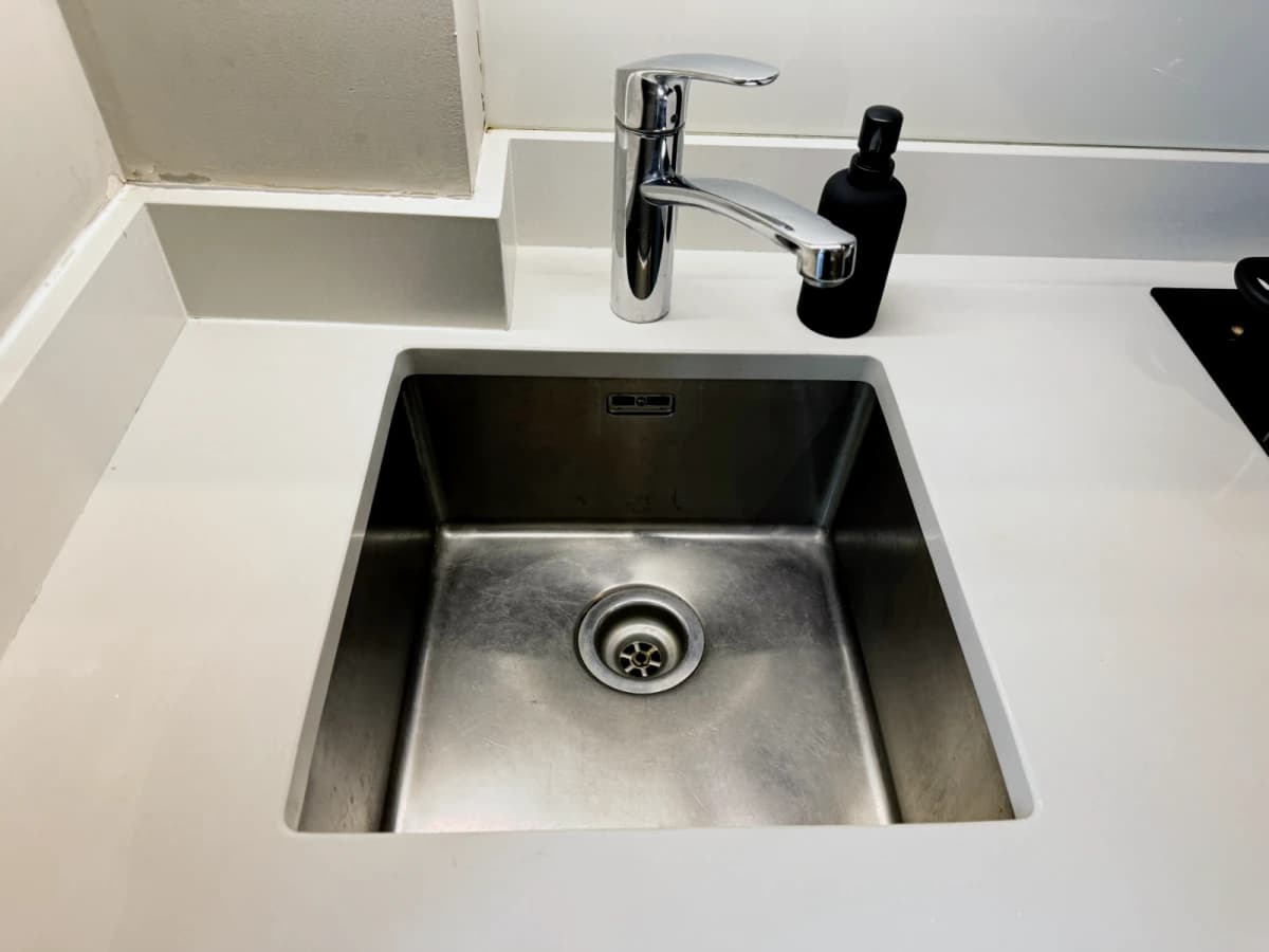 Dwell 121 Princess Street image