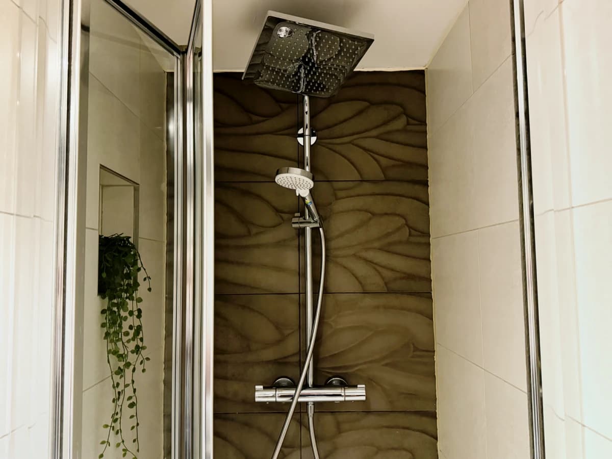 Dwell 121 Princess Street image