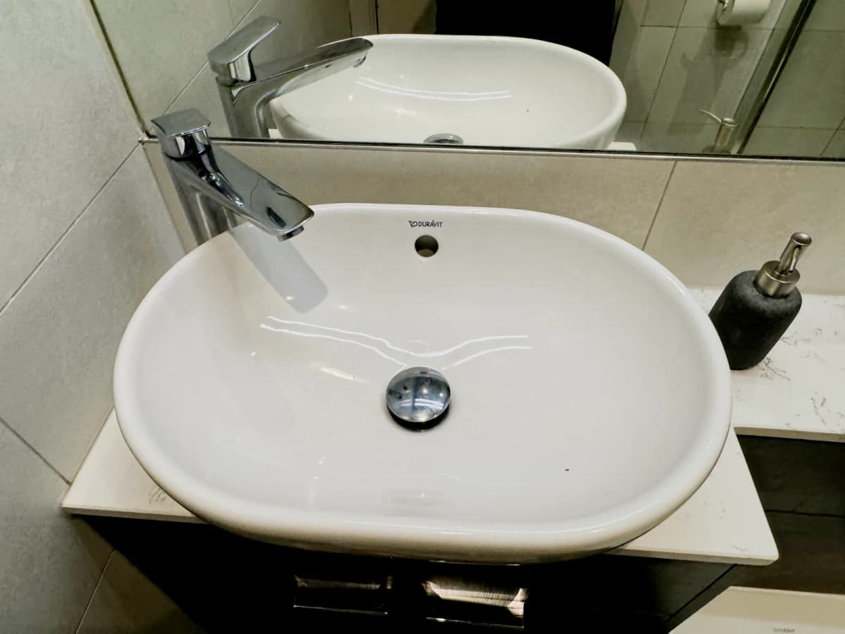 Dwell 121 Princess Street image