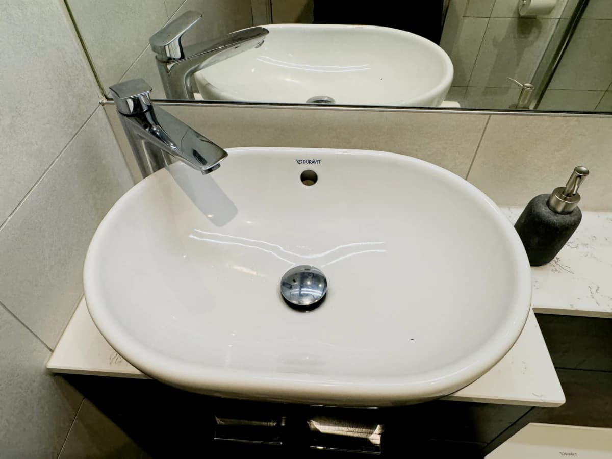 Dwell 121 Princess Street image