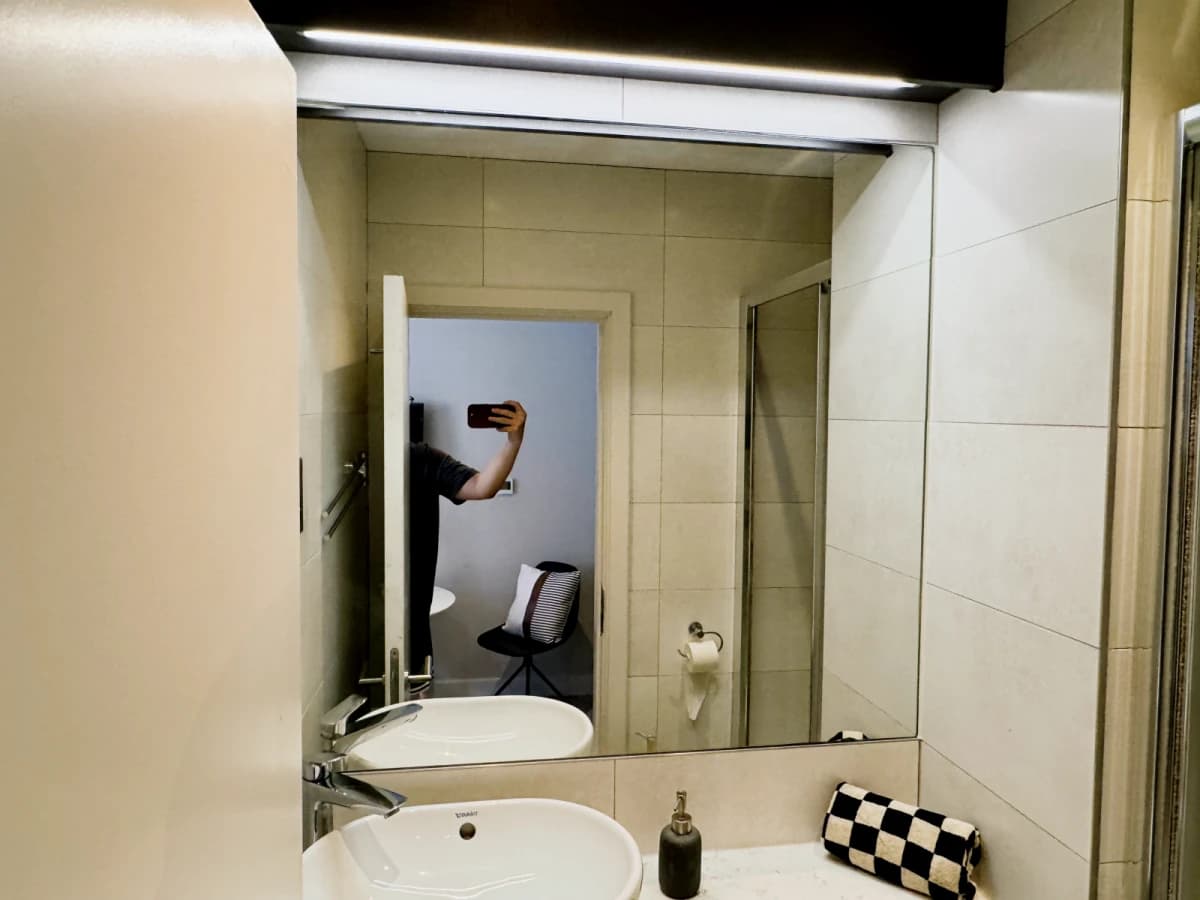 Dwell 121 Princess Street image