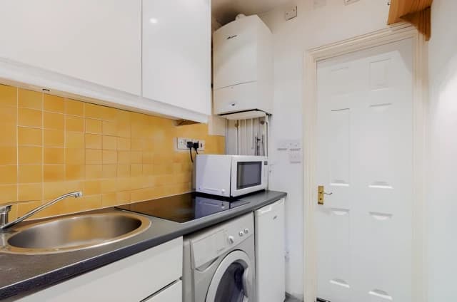 2 Bed / 1 Bath