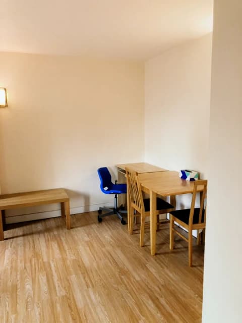 West One Tower D image 3