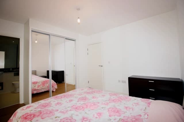 3 Bed / 3 Bath