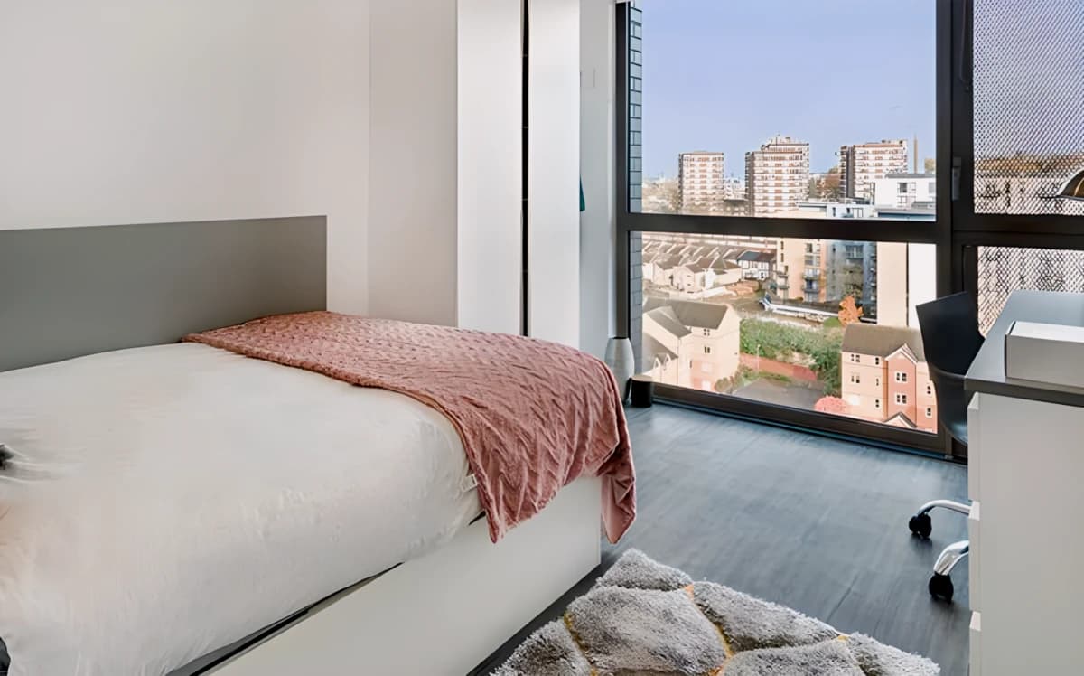 Single Bedroom