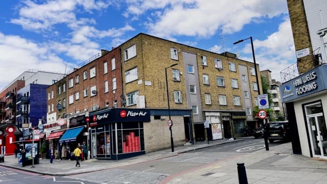 Frampton Street image 2