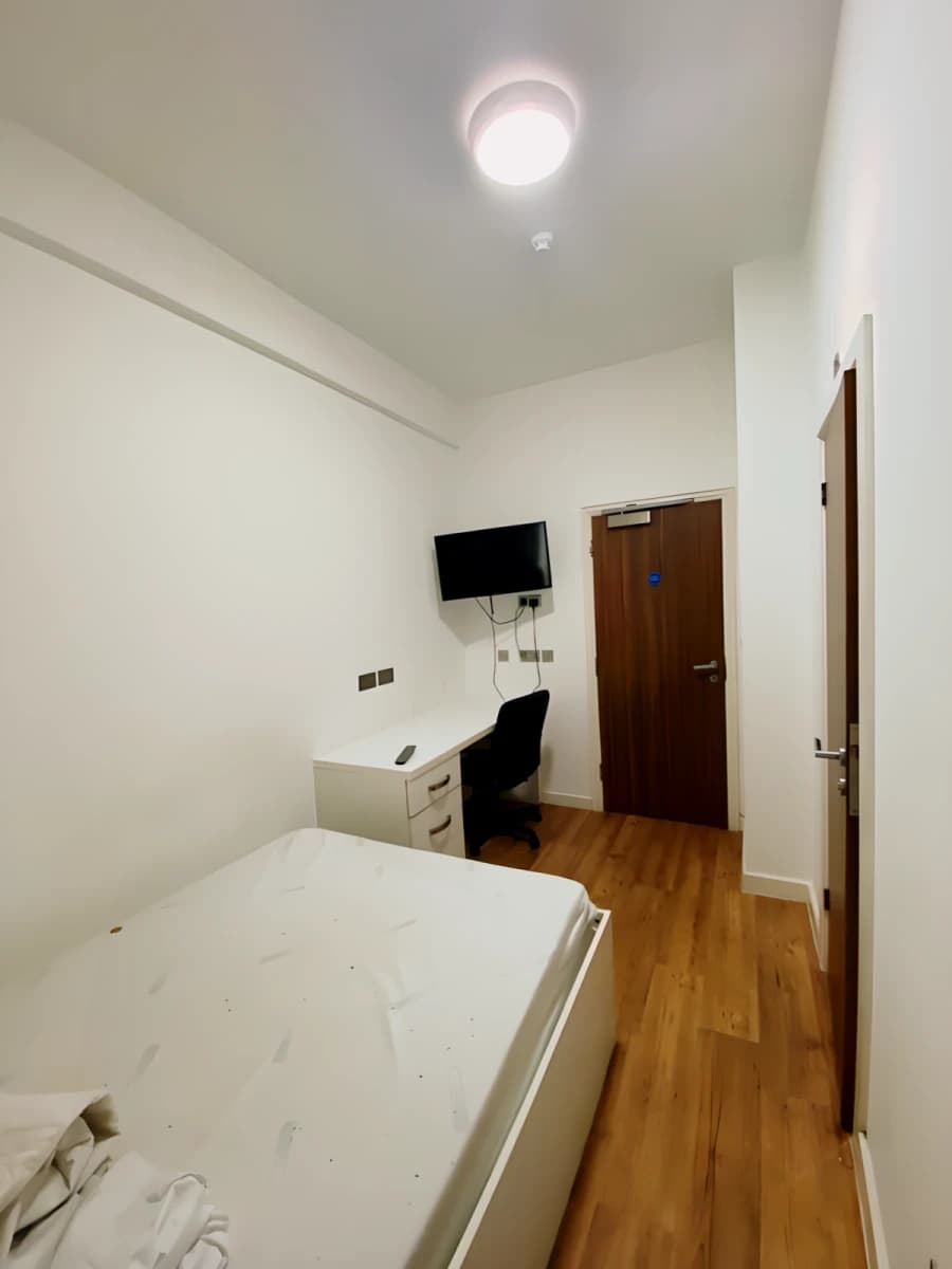 Ensuite