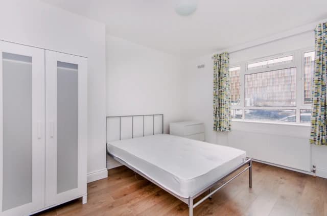 4 Bedroom 1 Bathroom roomA