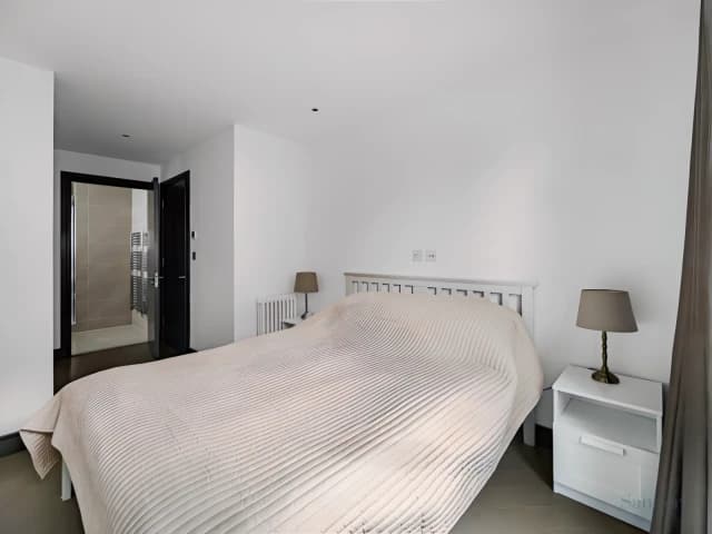 2 Bed / 2 Bath