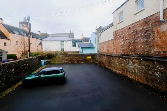 High Street 77, FK15 0ER image